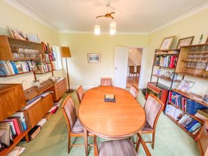 DINING ROOM- click for photo gallery